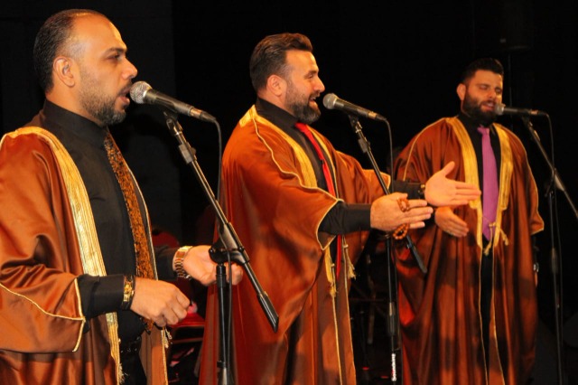 ليلة "شيوخ الطرب"... حين يصبح المسرح محراباً