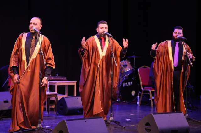 ليلة "شيوخ الطرب"... حين يصبح المسرح محراباً