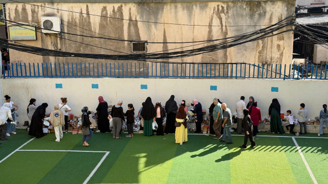 إقبال واسع على معرض التعاون الخيري في صيدا
