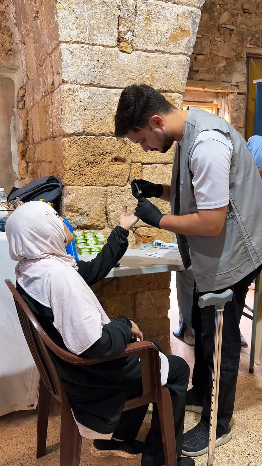 "جمعية إنسان الغد" و"مؤسسة مرجان الخيرية" تنظمان عيادة نقّالة في سينما أمبير لإيصال الرعاية الصحية إلى من يحتاجها