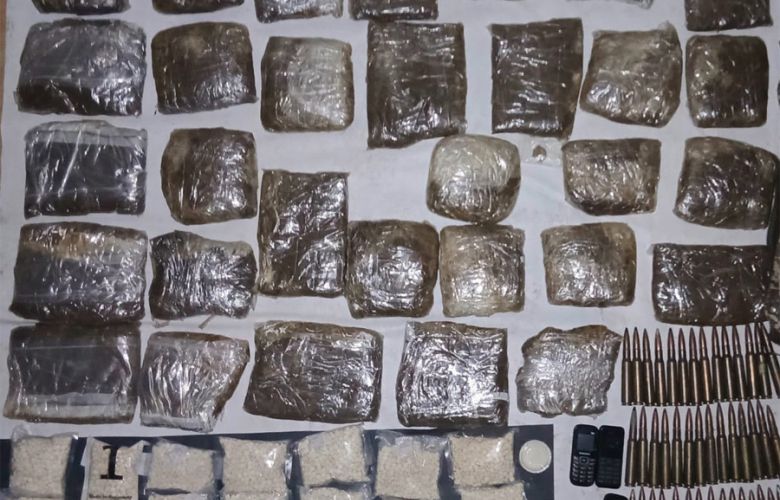 بالصور - الجيش يضبط كمية من المخدرات ويتلف 14 خيمة مزروعة بالماريجوانا