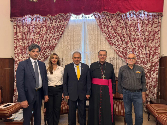 السفير الأسعد يلتقي بحفاوة مرجعيات رسمية وروحية في مدينة صور