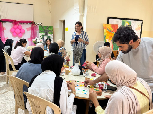 "صبحية فنجان قهوة ورسم على الفخار" في "مركز مدى المجتمعي" للتوعية بسرطان الثدي وسُبُل الوقاية