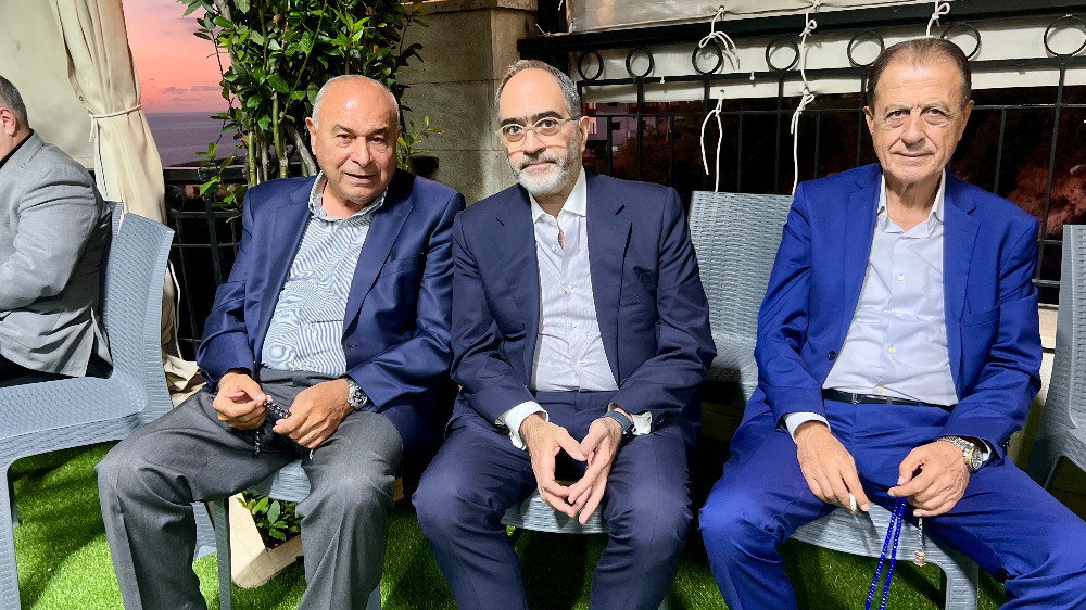 بلدة الغازية تشيّع أحمد دنش بموكب مهيب وسط مشاركة حاشدة من الفاعليات والأهالي