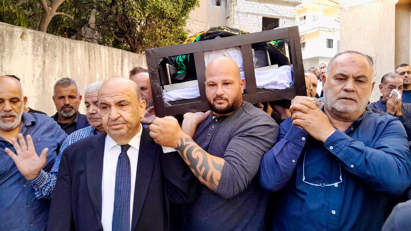 بلدة الغازية تشيّع أحمد دنش بموكب مهيب وسط مشاركة حاشدة من الفاعليات والأهالي