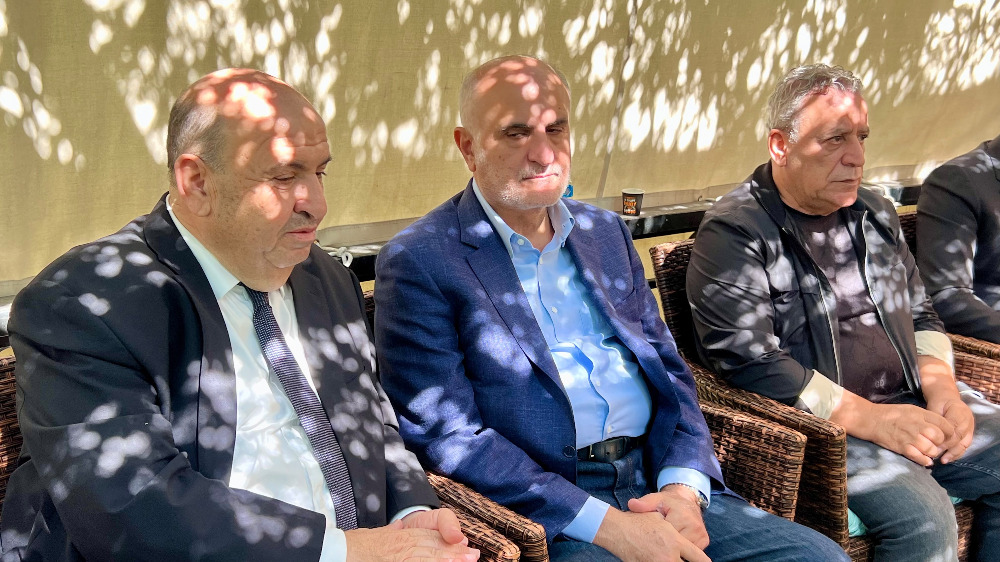 بلدة الغازية تشيّع أحمد دنش بموكب مهيب وسط مشاركة حاشدة من الفاعليات والأهالي
