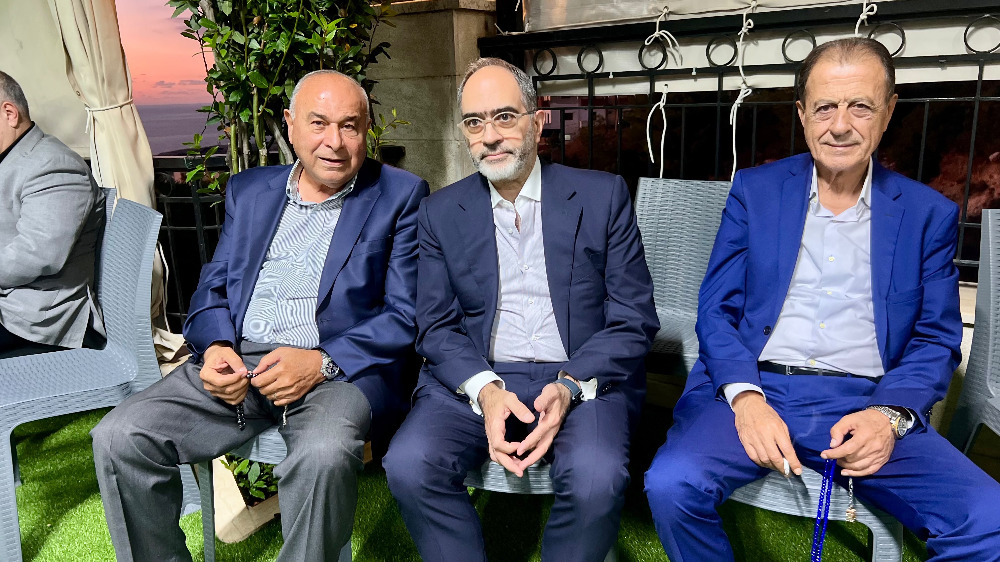 بلدة الغازية تشيّع أحمد دنش بموكب مهيب وسط مشاركة حاشدة من الفاعليات والأهالي