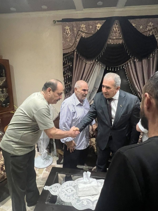 بتوجيهات من الرئيس عباس: السفير الاسعد يعزي عائلتي مبدى والطيار في مخيم نهر البارد