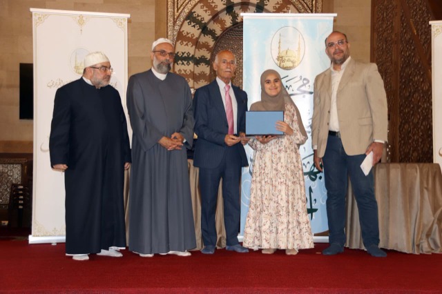 "مجمع مسجد الحاج بهاء الدّين الحريري" احتفل بتوزيع جوائز "مسابقة تاج الوقار القرآنية الأولى" وتكريم المشاركين فيها