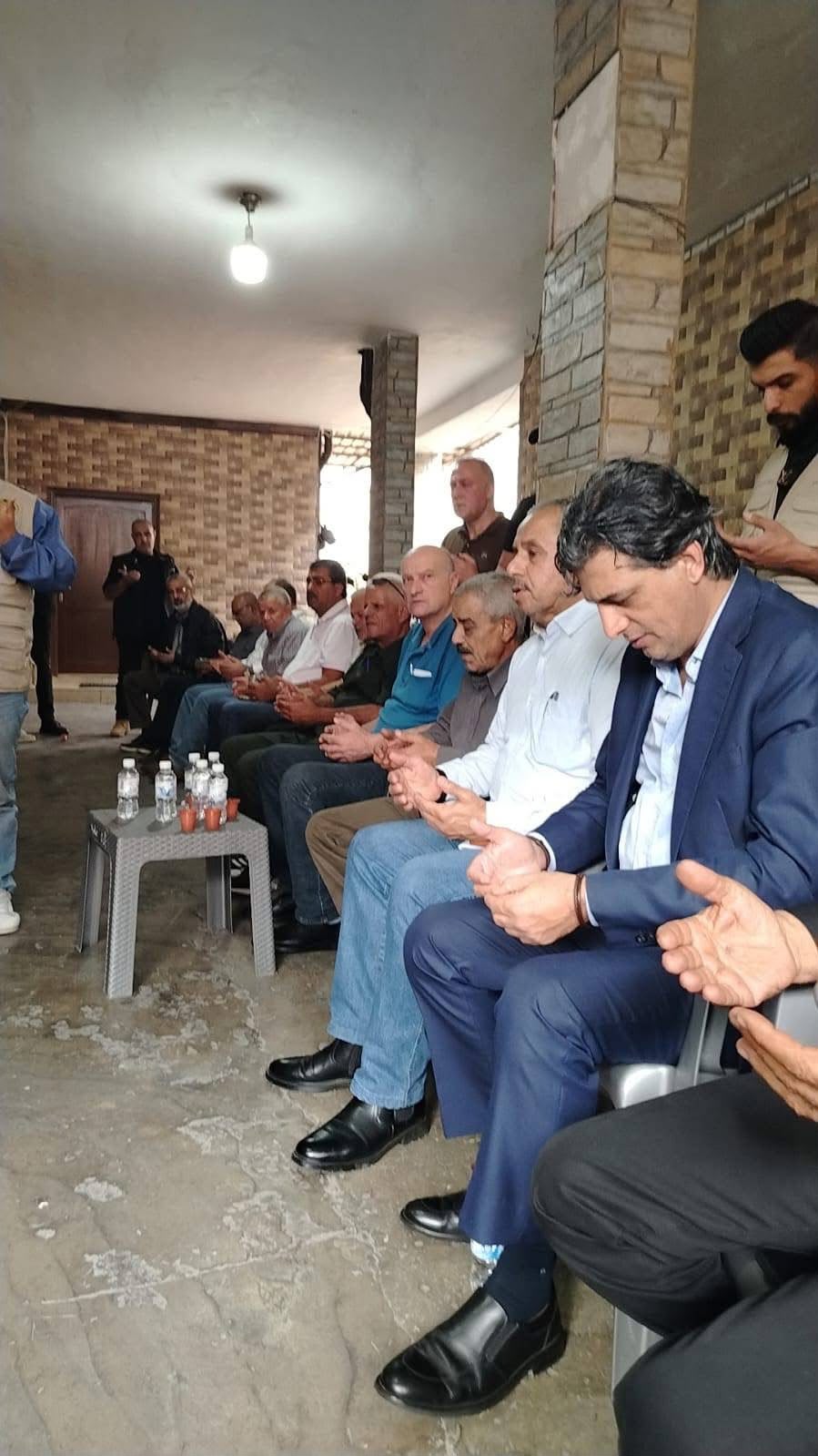 بتوجيهات من الرئيس عباس.. السفير الاسعد يعزي عائلة الشهيد علاء الدين النابلسي في مخيم البص جنوب لبنان
