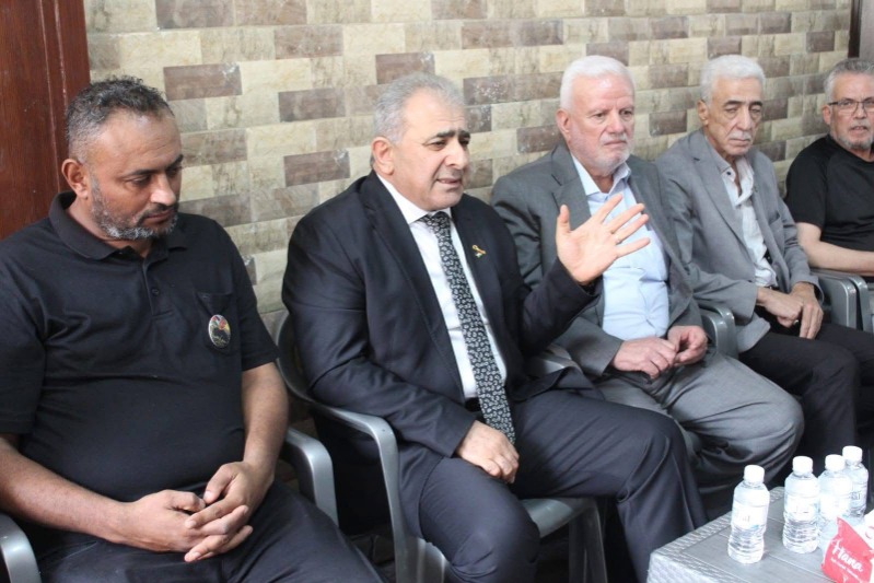 بتوجيهات من الرئيس عباس.. السفير الاسعد يعزي عائلة الشهيد علاء الدين النابلسي في مخيم البص جنوب لبنان