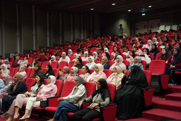 "قوتكِ بوعيكِ"... "العُمانيّة" تنشر الوعي بسرطان الثدي تحت شعار "Think Pink"