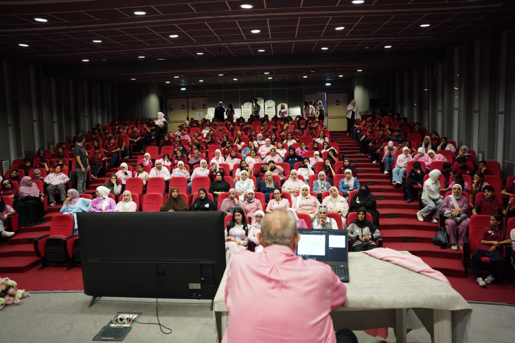 "قوتكِ بوعيكِ"... "العُمانيّة" تنشر الوعي بسرطان الثدي تحت شعار "Think Pink"