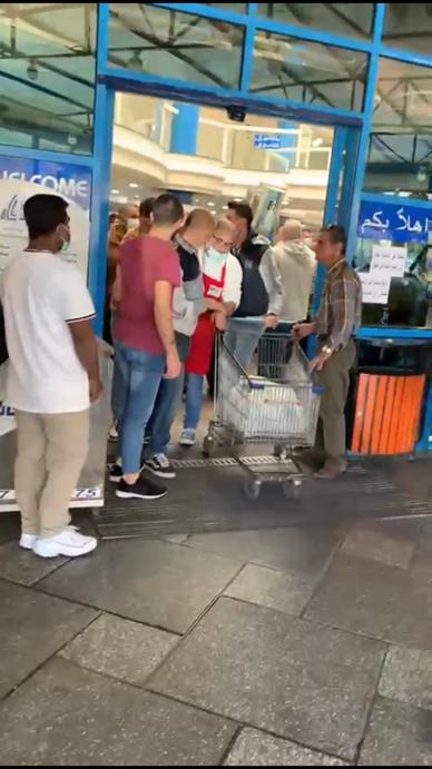 بالفيديو.. إشكال في "البساط - عبرا" بسبب ارتفاع الأسعار
