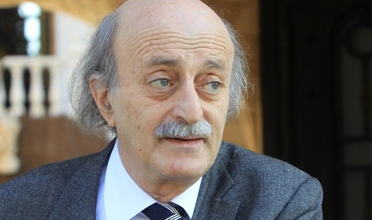 جنبلاط: "لست مكلفاً من أحد" ولا مطالب درزية لدي