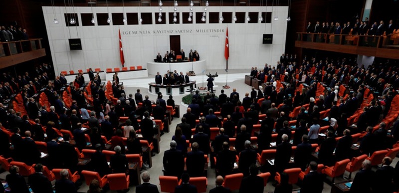 هكذا رد البرلمان التركي على اعتراف بايدن بإبادة العثمانيين للأرمن
