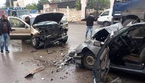 جريح في حادث سير ببلدة عزقي الضنية