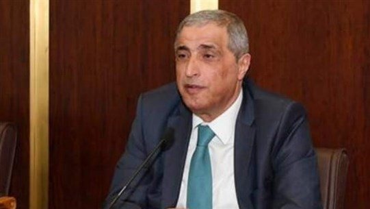 النائب هاشم: ألا يستحق هذا الوطن التواضع في لحظة مصيرية؟
