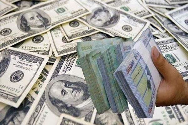 تقلب مريب للدولار الاميركي في يوم.. كم بلغ سعره عند الاقفال؟