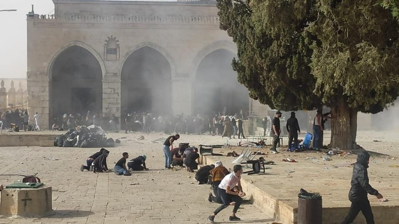 اندلاع مواجهات بين الفلسطينيين وقوات الاحتلال في منطقة وادي الجوز شرقي القدس