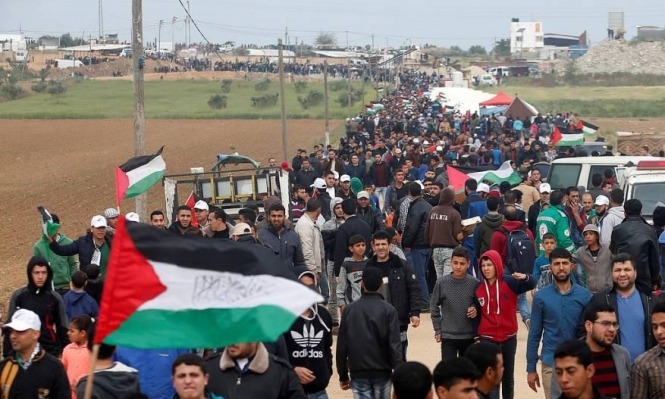 مظاهرة حاشدة على الحدود الأردنية-الفلسطينية نصرة للقدس وغزة