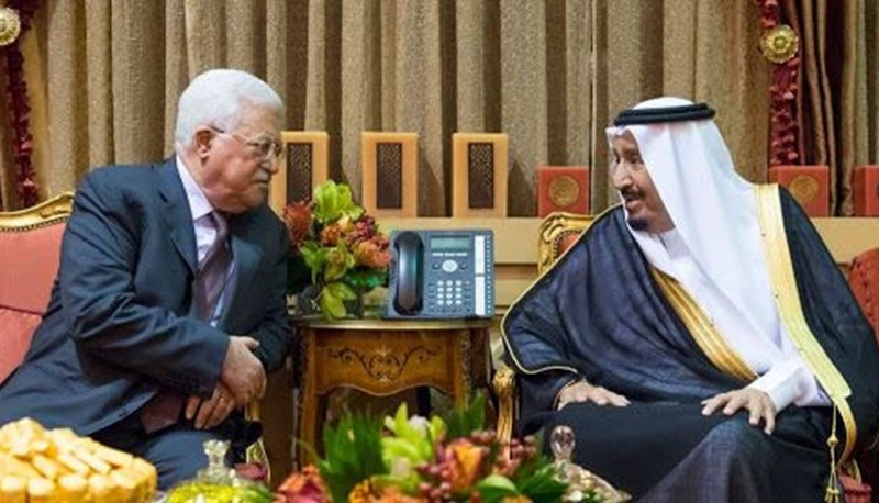 الملك سلمان يؤكد للرئيس عباس وقوف السعودية إلى جانب ‏فلسطين