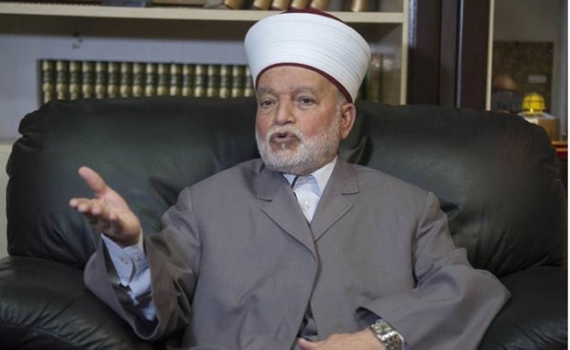 "فتح" دانت الاعتداء على مفتي القدس: لمحاسبة المرتكبين بما يقتضيه القانون