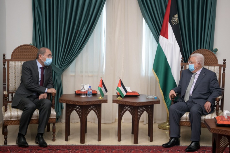 الرئيس عباس يستقبل الصفدي: تثبيت التهدئة والبدء بمسار سياسي بإشراف الرباعية الدولية لانهاء الاحتلال