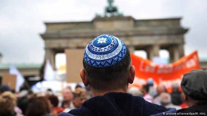 مسؤولة يهودية: الشباب اليهودي يفكر في مغادرة ألمانيا