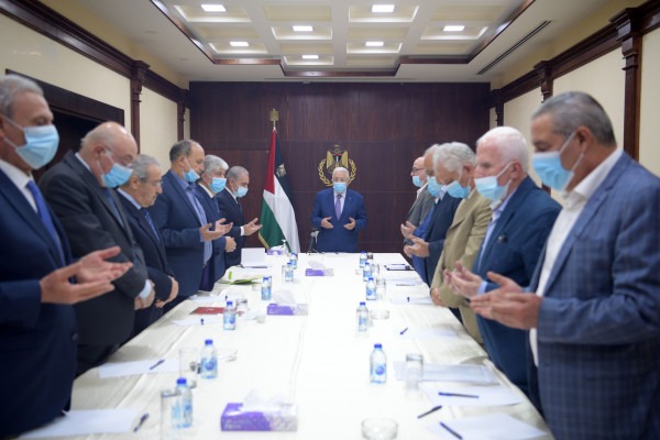 مجدلاني يكشف سبب حضور عضو مركزية "فتح" الوزير حسين الشيخ لاجتماع اللجنة التنفيذية
