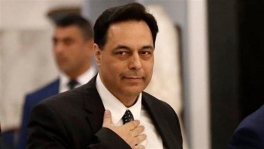 الرئيس دياب يوقّع مرسوماً بشأن الاسمنت