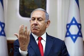 صحيفة اسرائيلية تكشف عن ما فعله نتنياهو قبل تسليم مكبته لبينيت