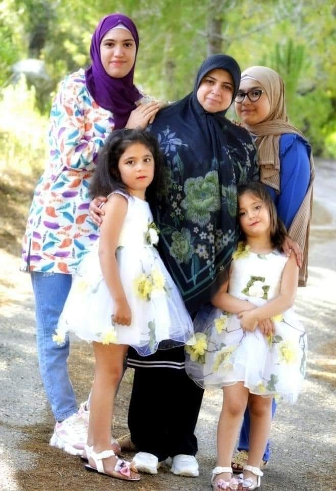 فاطمة قبيسي وزهراتها الـ4 وحسين زين ضحايا البحث عن البنزين في لبنان!