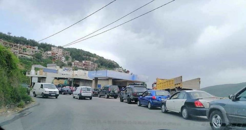 محطات محروقات في الضنية ترفع خراطيمها حتى اشعار آخر