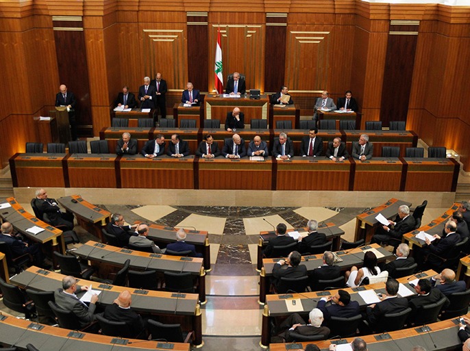البرلمان اللبناني يرفض رفع الحصانة عن السياسيين.. والمطلوب أدلة قانونيّة
