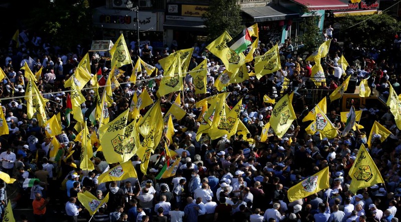 الآلاف في رام الله يشاركون في مسيرة جماهيرية دعما للشرعية ونصرة للقدس والأسرى