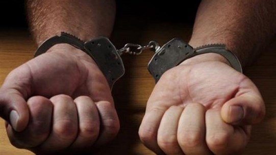 توقيف أشخاص وضبط كمية من المواد المُعدّة للتهريب