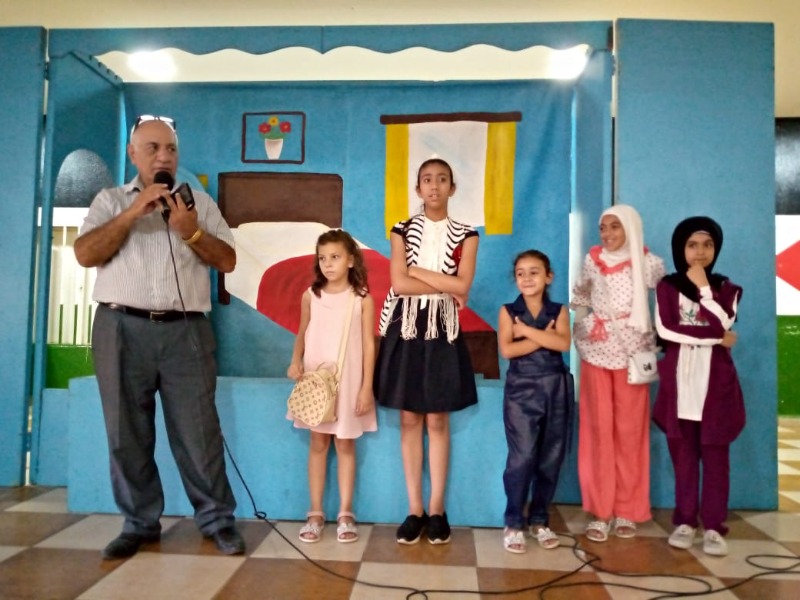 نادى الجليل الفلسطيني ومجموعة ابناء مخيم برج الشمالي حول العالم ينظمان مسرحية الدمى للاطفال