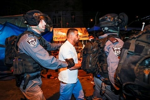 الاحتلال يعتقل 26 فلسطينيا خلال العيد