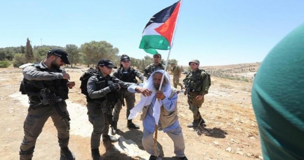 الاحتلال يقمع وقفة اسناد مع الأسرى المضربين عن الطعام في سلفيت