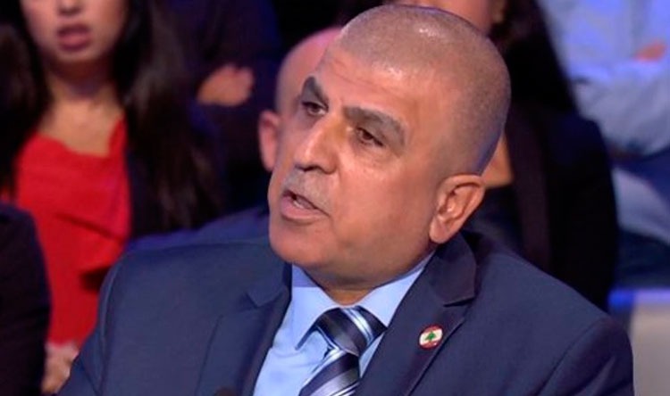‏ممثل موزعي ​المحروقات​ في ​لبنان​ ​فادي أبو شقرا​: الوضع صعب بشأن أزمة المازوت والدولة والمسؤولون لم يحركوا ساكناً.. "ما بقى عنا دولة"