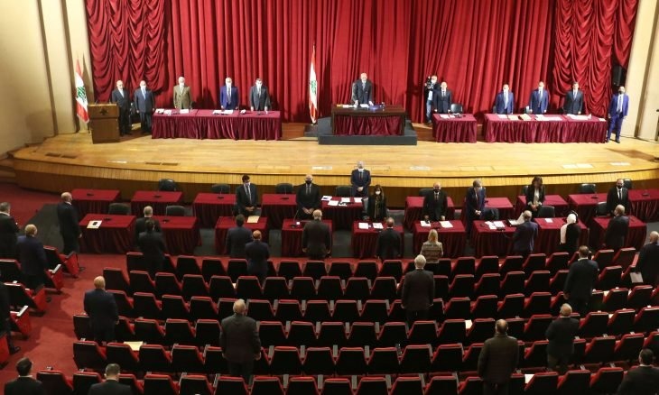 جلسة اتهام الخميس.. والمواقف متعارضة