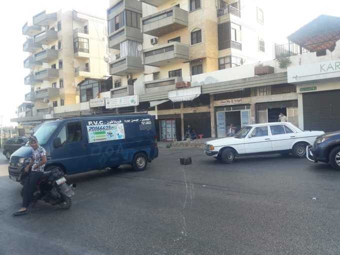 قطع طرقات صباحاً... احتجاجاً على تردي الأوضاع