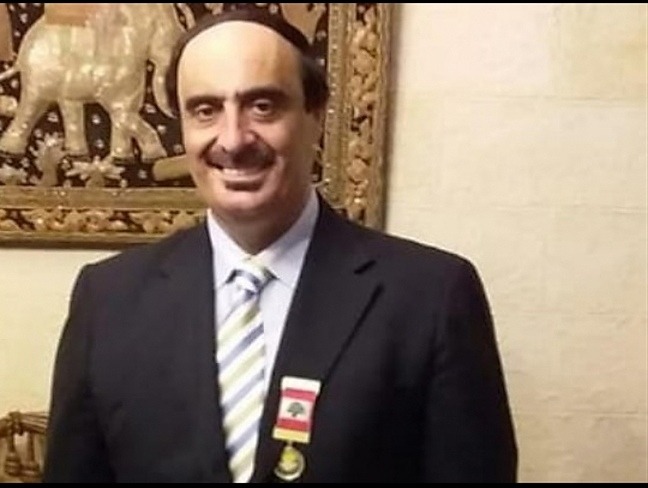 كيف تعرف من يحبك؟