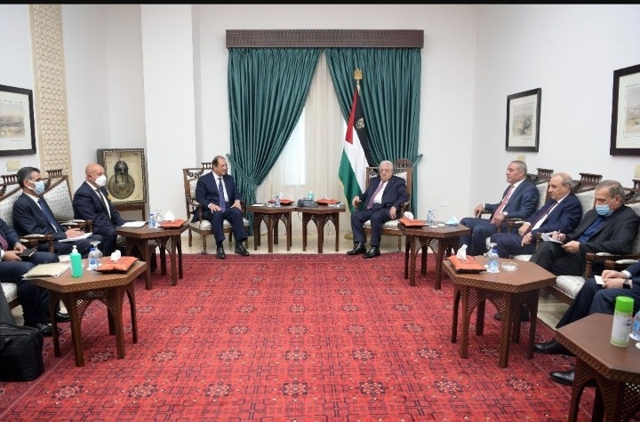 الرئيس عباس يستقبل رئيس جهاز المخابرات العامة المصرية
