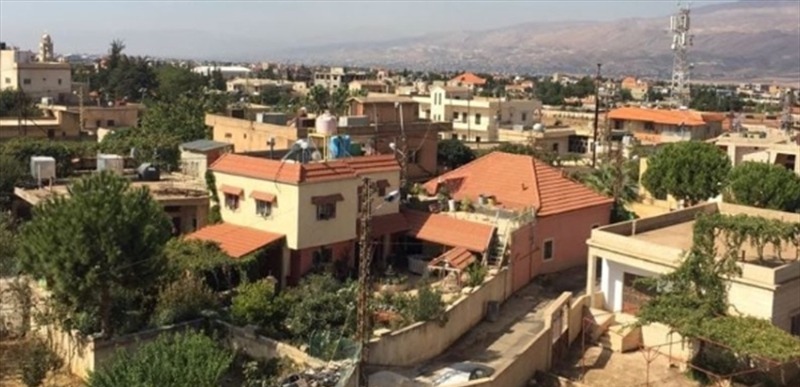 الجيش دهم معملا لتصنيع الحشيشة في طليا.. وهذا ما عثر عليه داخله