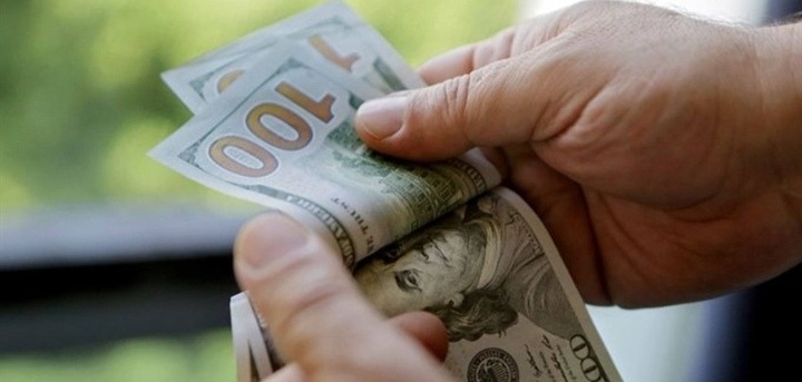 دولار السوق الموازية... هل من انخفاض في التسعيرة عصر اليوم؟