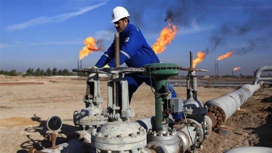 وصول الشحنة الأولى من الفيول العراقي