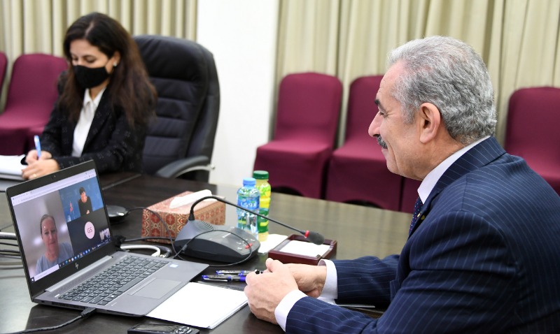 اشتية يطالب بالضغط على الاحتلال لدفع المستحقات المالية للسلطة الوطنية