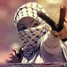 "مركزية فتح": خوف حماس الاخوانية من الكوفية الفلسطينية لأنها رمز للهوية الوطنية والثورة الفلسطينية